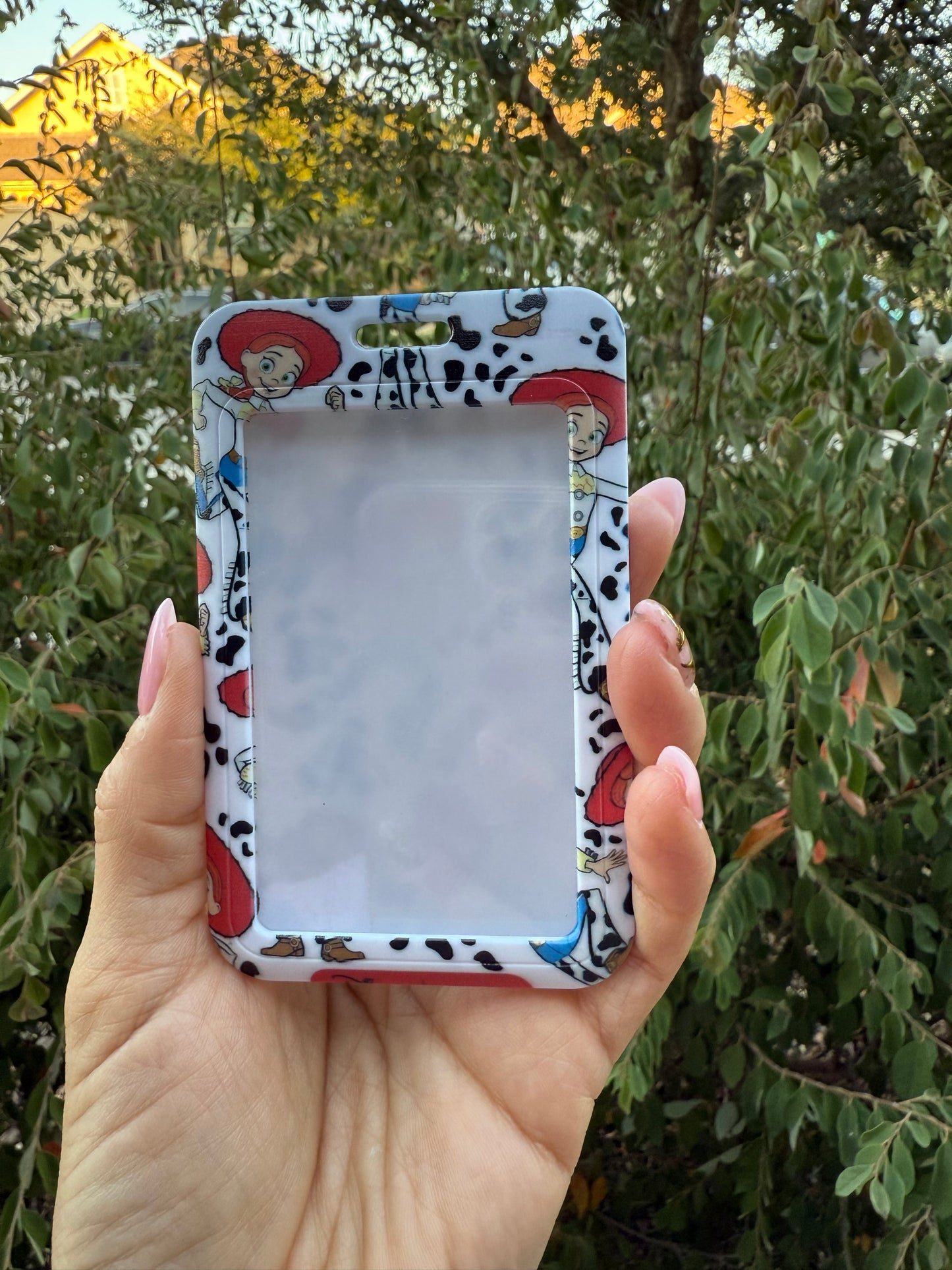 Card Holder Live Claims